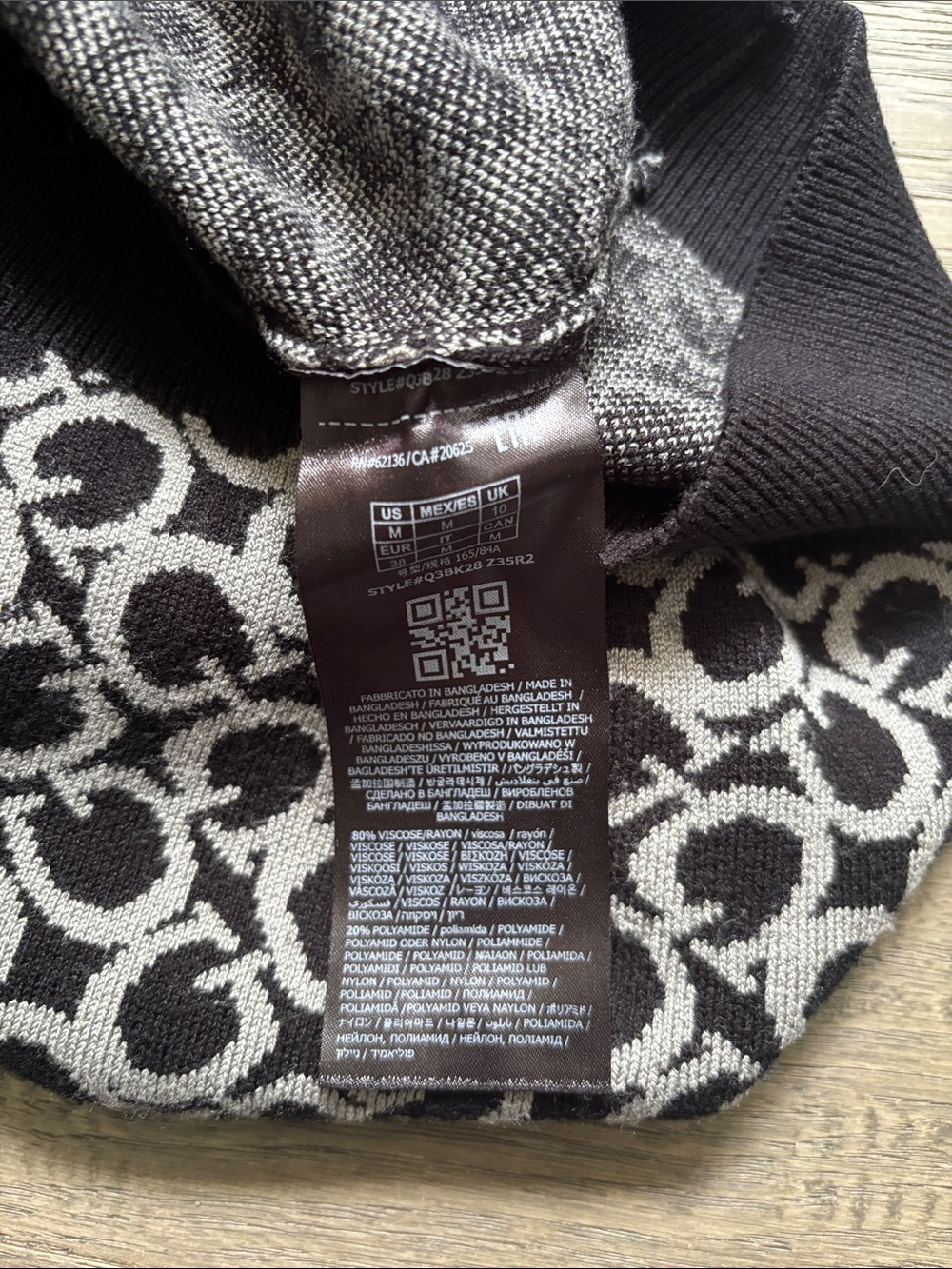 Guess | Eco Gianni Black and White Sleeveless Knit Logo Mini Dress Size Medium - Picture 11 of 14
